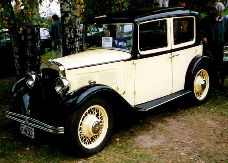 Austin 10/4 Saloon